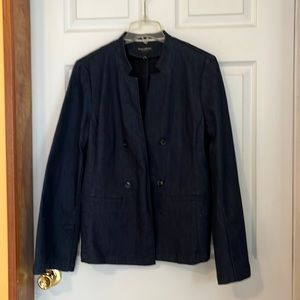 Women blazer Banana Republic classic fit size 12.